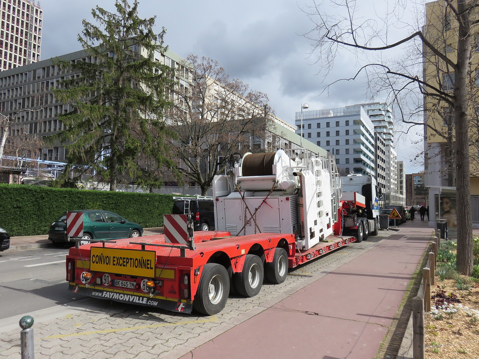 Base de grue de chantier, Lyon 3e